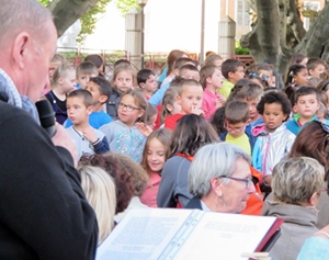 Acte fondateur et succès public, les Cantejadas de Digne en 2016 ont assuré le renouveau de l'animation scolaire en langue occitane dans les Alpes-de-Haute-Provence (photo MN)