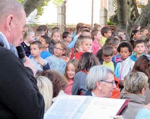 Acte fondateur et succès public, les Cantejadas de Digne en 2016 ont assuré le renouveau de l'animation scolaire en langue occitane dans les Alpes-de-Haute-Provence (photo MN) Acte fondateur et succès public, les Cantejadas de Digne en 2016 ont assuré le renouveau de l'animation scolaire en langue occitane dans les Alpes-de-Haute-Provence (photo MN)