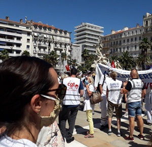A Toulon le rassemblement hebdomadaire a été plus fourni (photo PJ DR)