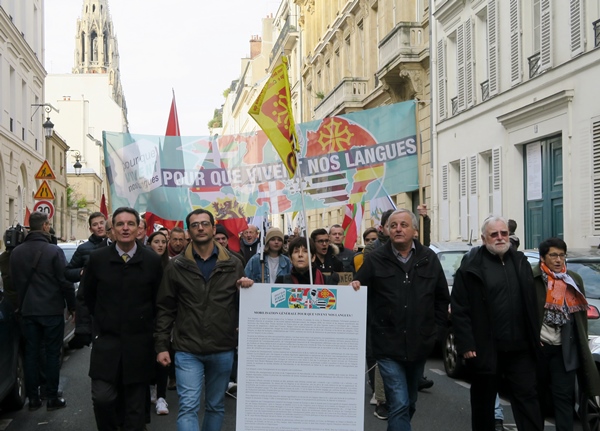 Le 10 octobre journée revendicative "Pour Que Vivent Nos Langues" Le 10 octobre journée revendicative "Pour Que Vivent Nos Langues"