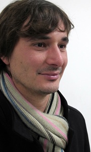 Pierre Costa, à Toulon : "Il y a une demande d'un secteur associatif, comment le politique répondra-t-il à cette vitalité ?" (photo MN) Pierre Costa, à Toulon : "Il y a une demande d'un secteur associatif, comment le politique répondra-t-il à cette vitalité ?" (photo MN)