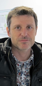 Didier Maurell enseigne le provençal au lycée Cézanne (photo MN) Didier Maurell enseigne le provençal au lycée Cézanne (photo MN)