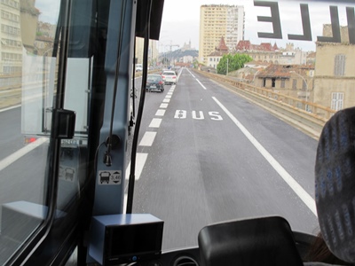 A l'argumentaire pro-métropole : les non-Marseillais travaillent ou pratiquent leurs loisirs à Marseille, qui en supporte les coûts sans en avoir les moyens budgétaires (photo MN) A l'argumentaire pro-métropole : les non-Marseillais travaillent ou pratiquent leurs loisirs à Marseille, qui en supporte les coûts sans en avoir les moyens budgétaires (photo MN)