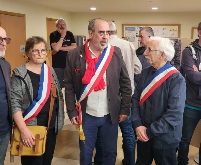 Les maires catalans au Tribunal Administratif (photo militant présent DR)