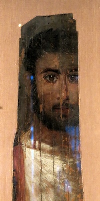 Portrait funéraire du IIè siècle après JC (Musée du Louvre). La trace d'un être vivant tel qu'il fut vivant.