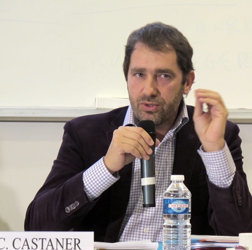 Les réponses de Christophe Castaner sont souvent prudentes, mais montrent qu'il s'est intéressé aux données d'une problématique qu'il semble connaître (photo MN)