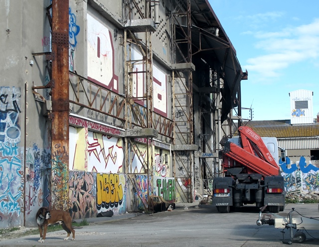 Une ville particulièrement touchée par la crise, mais riche de ses diversités. Ici les anciennes usines Lustucru, fermées voici dix ans (photo MN)