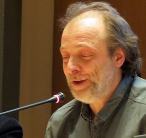 "Un type de la télé me dit combien il aime Les quatre saisons d'Espigoule. Je lui suggère de le programmer..."Ah! je n'y avais pas pensé" me répond-il...( photo MN) "Un type de la télé me dit combien il aime Les quatre saisons d'Espigoule. Je lui suggère de le programmer..."Ah! je n'y avais pas pensé" me répond-il...( photo MN)