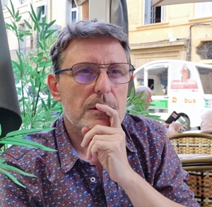 Didier Maurell : "quand on creuse et qu'on admet que nos poètes, notables et peintres parlaient tous provençal et se fréquentaient, on comprend que Cézanne était aussi provençalophone" (photo MN)