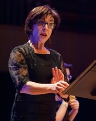 Marie-José Bernard, la soprano d'Archemia. Donnez lui absolument d'autres textes en provençal à chanter! (Photo Philippe Nou/Li Venturié DR)