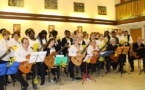 Entre guitarras, tamborins e cants wòlof Entre guitarras, tamborins e cants wòlof
