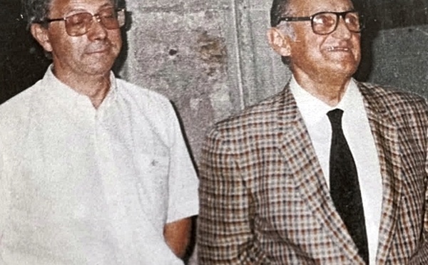 Avec Robert Lafont (à d.) Fonds Martel.